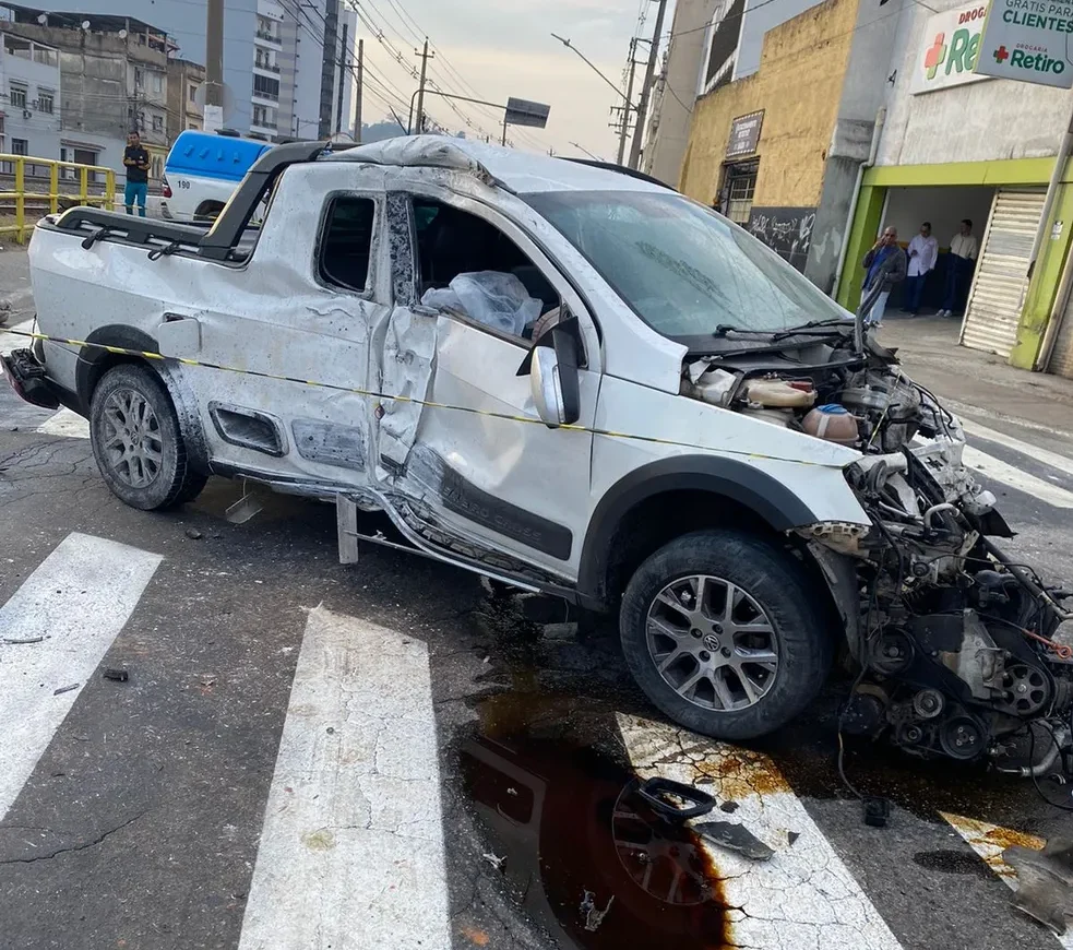 Homem morre em grave acidente no centro de Barra Mansa