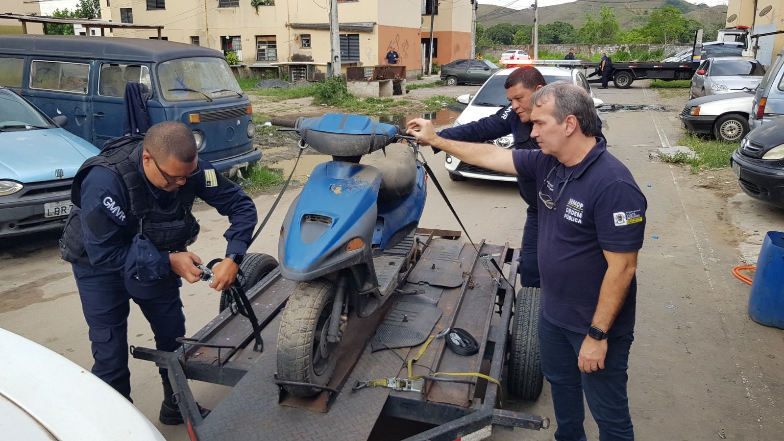 Operação remove três motos irregulares em Volta Redonda