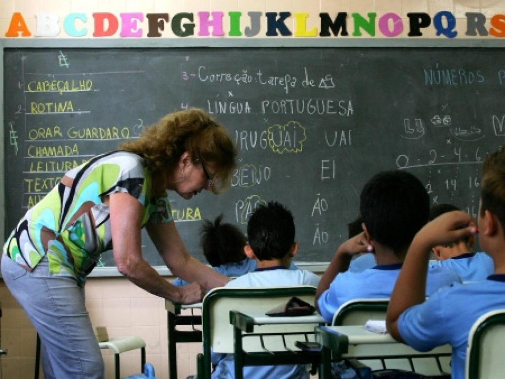 Um em cada 3 professores de escolas públicas não tem formação adequada