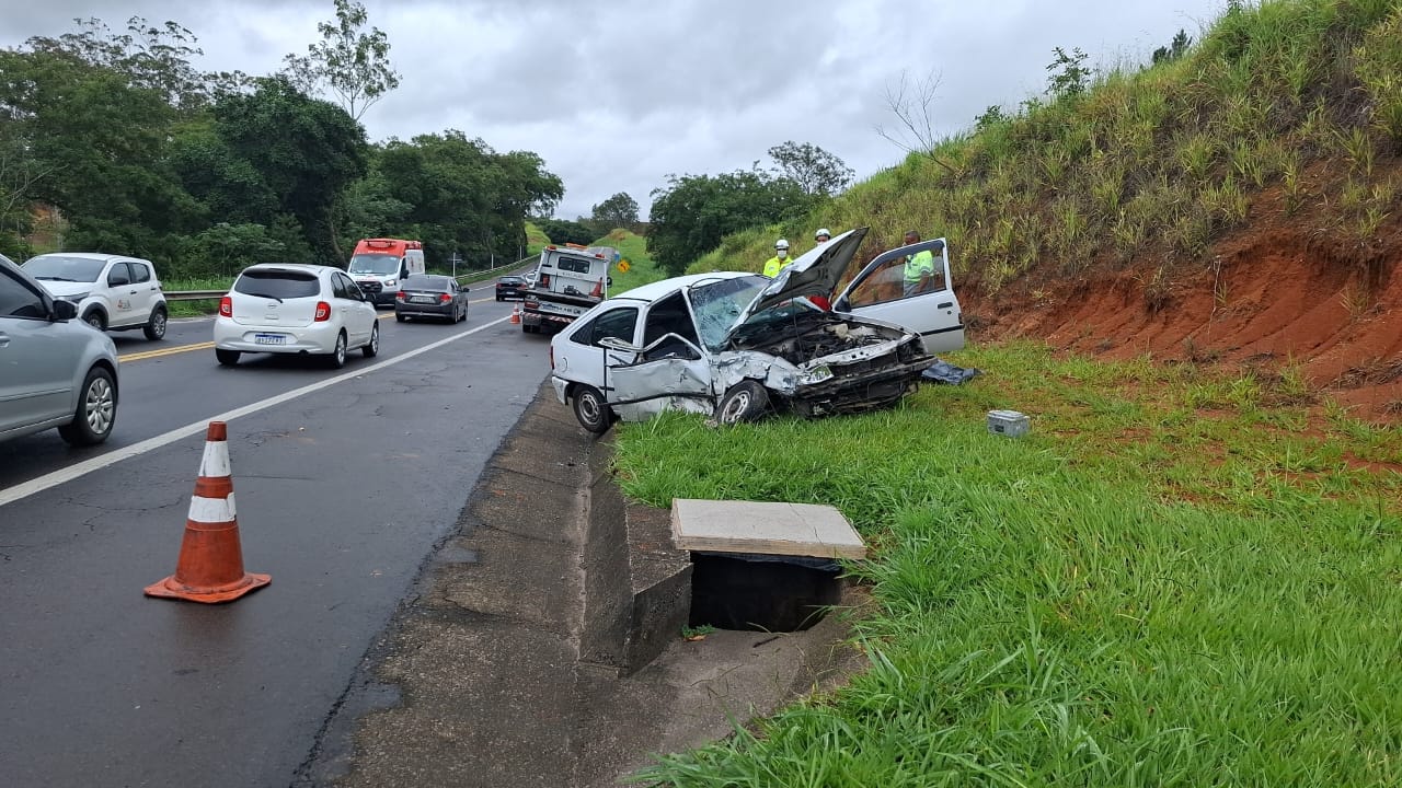 Tragédia: Idoso morre em grave acidente na BR-393, em Barra do Piraí